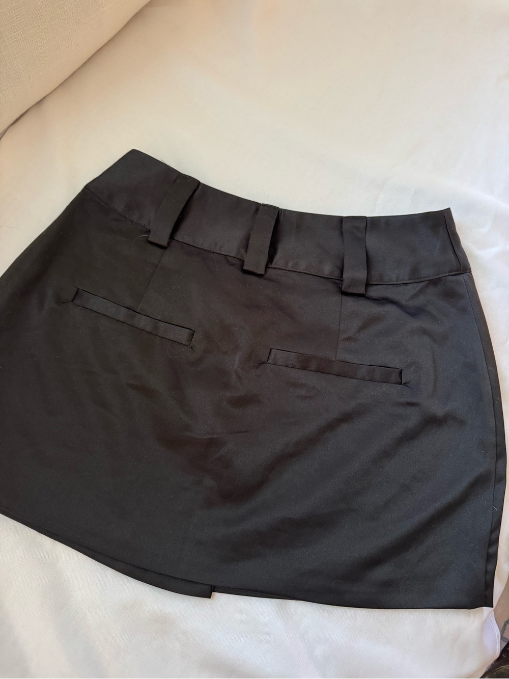 Superdown Alana Mini Skirt Elegant Black Women's never worn! - Picture 4 of 15